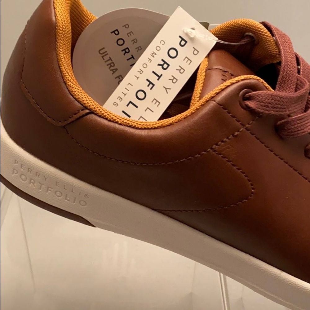 Men’s shoes - Picture 4 of 7